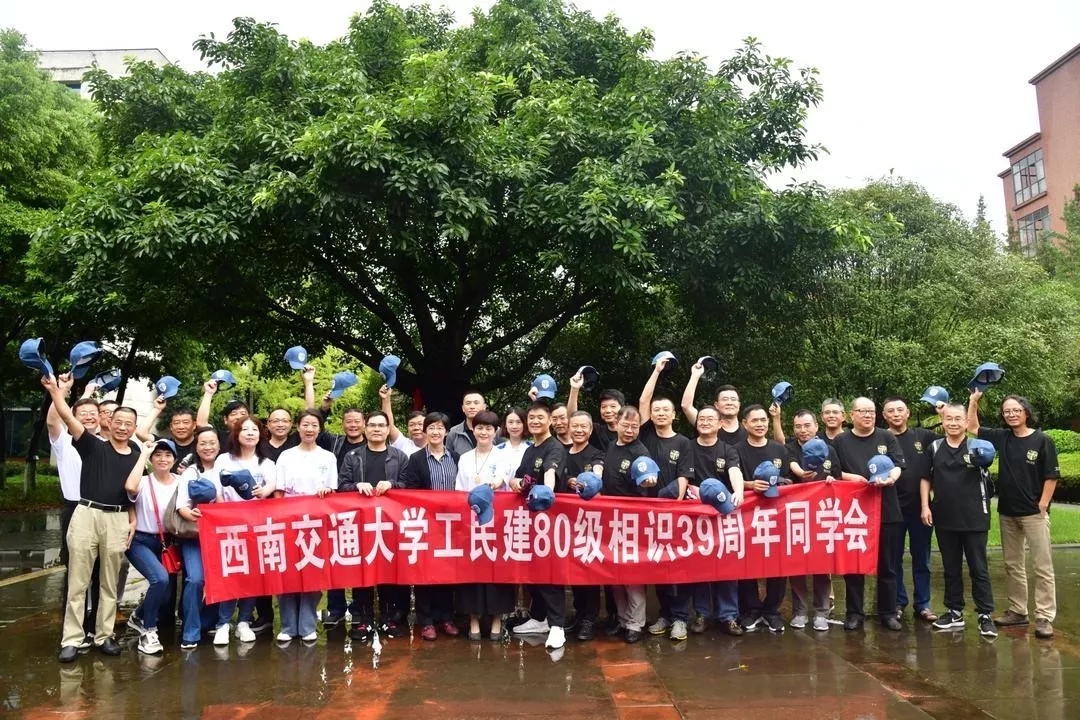 1569236737933099769.jpg 640.webp (2).jpg